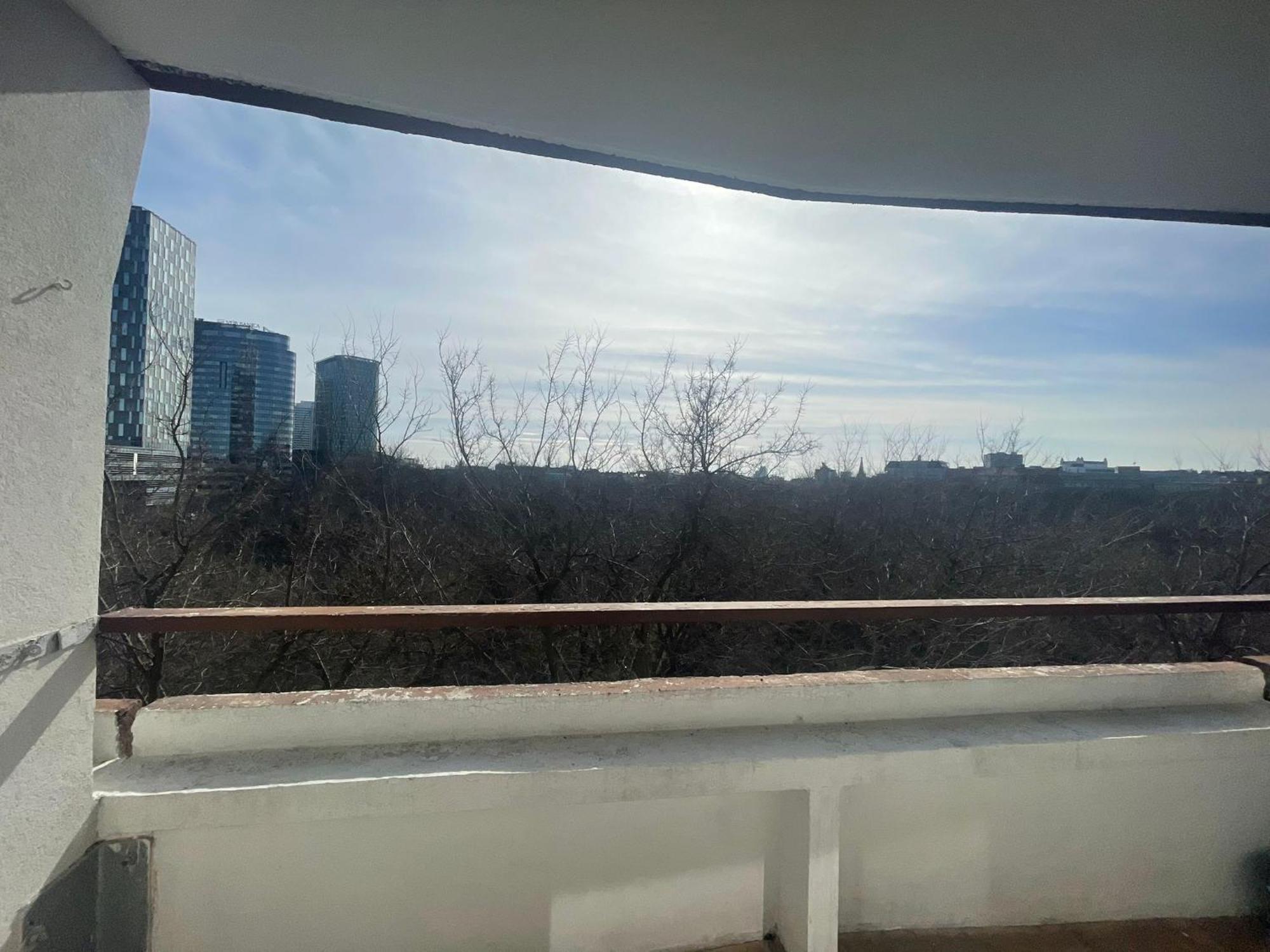 Park View City Center Location Apartment With Balcony Bratislava Exteriör bild