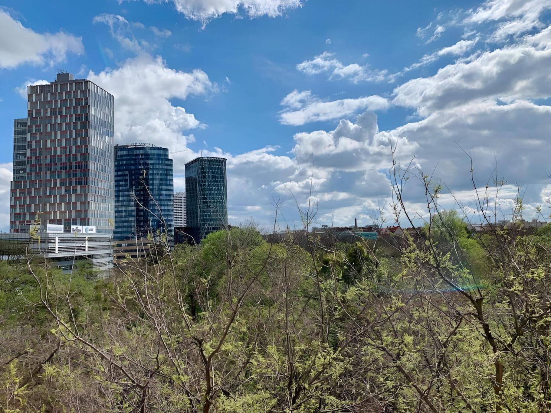 Park View City Center Location Apartment With Balcony Bratislava Exteriör bild